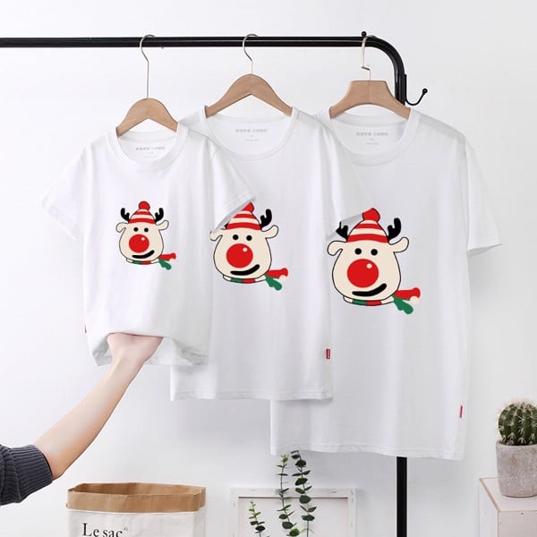 Áo gia đình Noel in hình chú tuần lộc đội mũ GF1824103