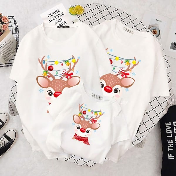 Áo gia đình Noel in hình Tuần lộc lộng lẫy GF1824106