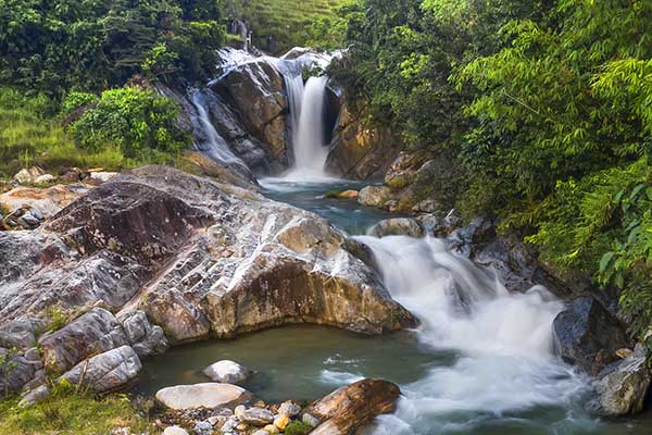 Du lịch thác cửa Tử Thái Nguyên